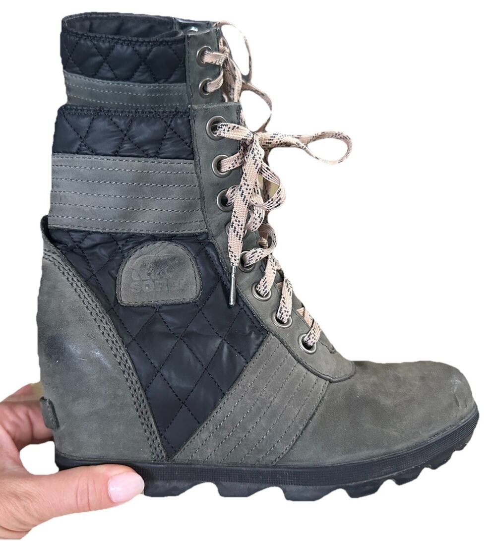Sorel Quilted Lexie Wedge Boots Women’s Size 9 Green Black Booties